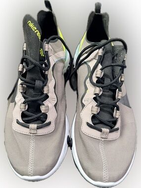 Nike Element Reacts. Great Condition